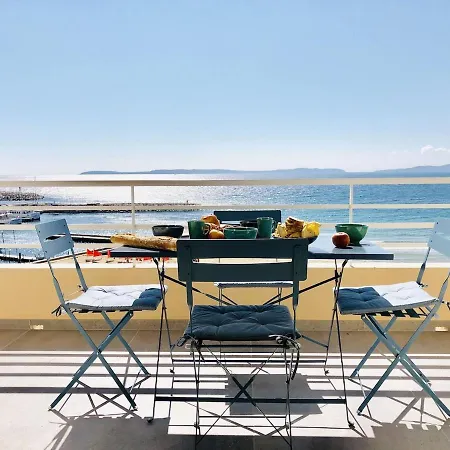 T3 Front De Dernier Etage Vue Petit Havre De Paix Pour Vos Emplacement Unique Vue Panoramique A 180 Degres Pour Ce T3 En Face De La Front De Vue Sur Les Iles 5 Et Dernier Etage Avec Ascenseur Διαμέρισμα Le Lavandou