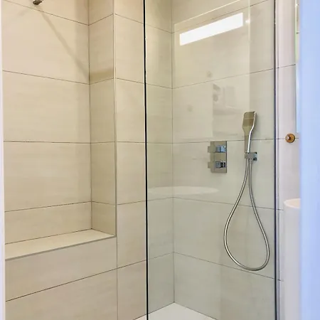 T3 Front De Dernier Etage Vue Petit Havre De Paix Pour Vos Emplacement Unique Vue Panoramique A 180 Degres Pour Ce T3 En Face De La Front De Vue Sur Les Iles 5 Et Dernier Etage Avec Ascenseur Διαμέρισμα *