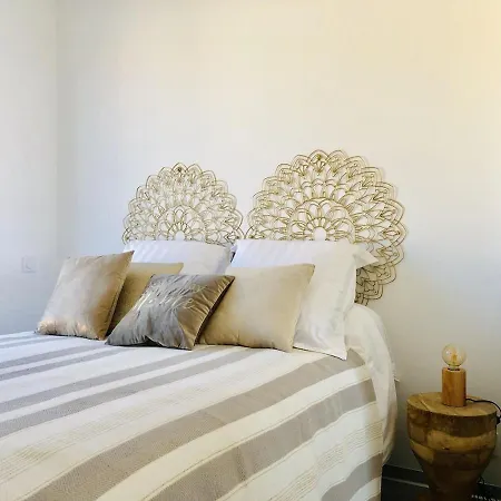 T3 Front De Dernier Etage Vue Petit Havre De Paix Pour Vos Emplacement Unique Vue Panoramique A 180 Degres Pour Ce T3 En Face De La Front De Vue Sur Les Iles 5 Et Dernier Etage Avec Ascenseur * Le Lavandou