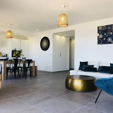 Διαμέρισμα T3 Front De Dernier Etage Vue Petit Havre De Paix Pour Vos Emplacement Unique Vue Panoramique A 180 Degres Pour Ce T3 En Face De La Front De Vue Sur Les Iles 5 Et Dernier Etage Avec Ascenseur